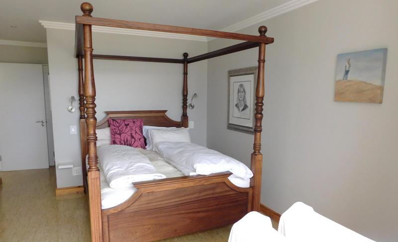 To Let 2 Bedroom Property for Rent in Strand Western Cape